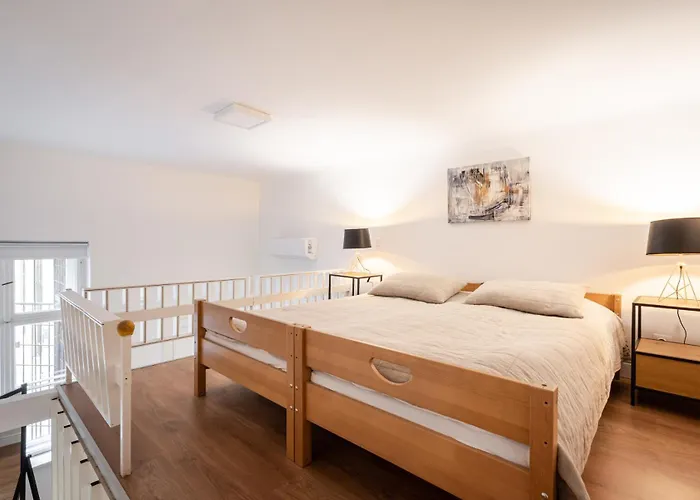Classical With Modern Style Downtown! Appartement *