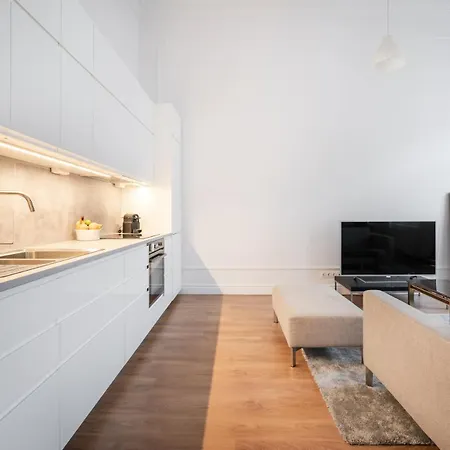 Classical With Modern Style Downtown!